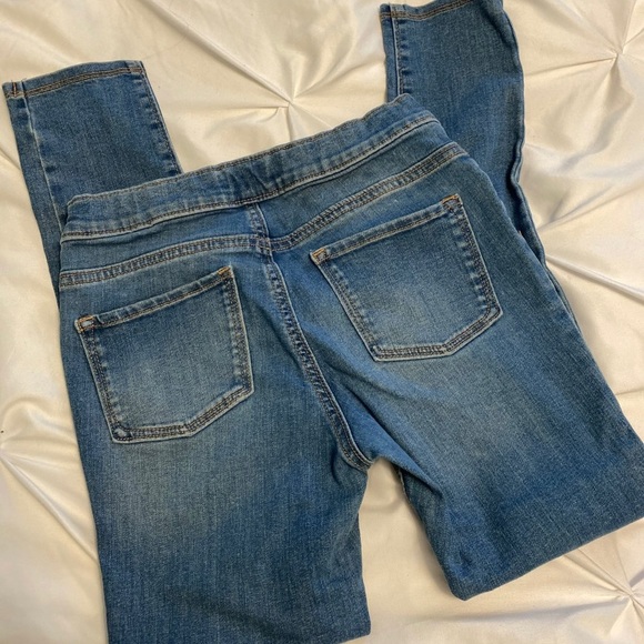 Old navy Jeggings with sequin accents - Picture 3 of 3